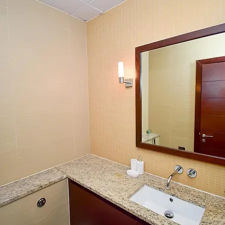 Luxury Escapes - Ocean-View Retreat 1-Bedroom Apartment At Tiara Residence Palm Dubai Exterior photo