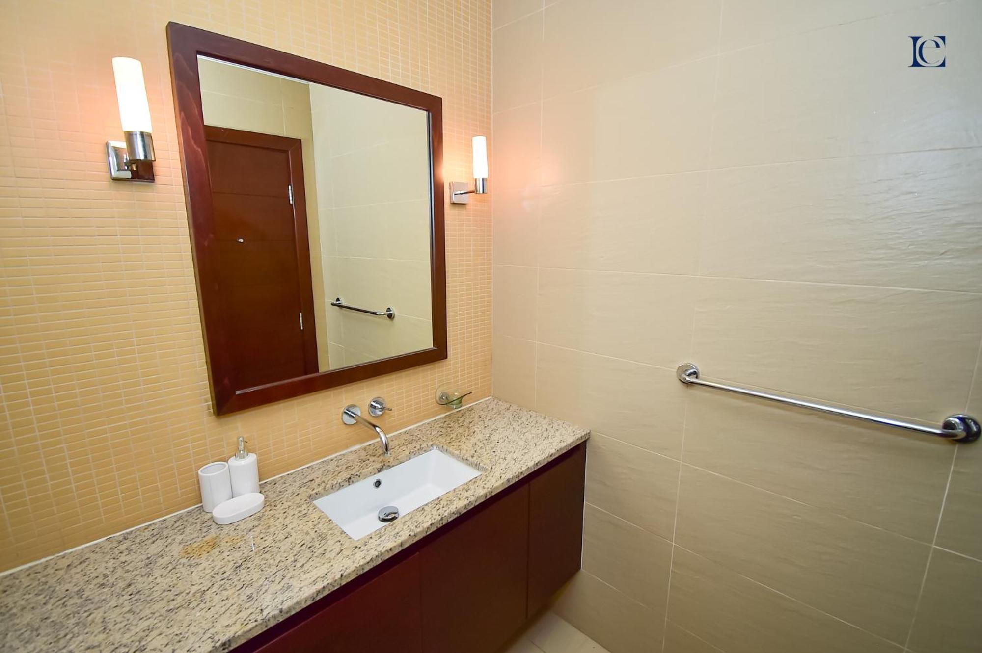 Luxury Escapes - Ocean-view Retreat 1-bedroom At Tiara Palm *