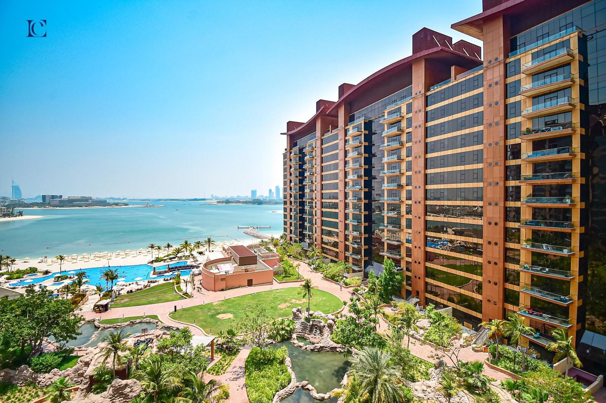 Luxury Escapes - Ocean-view Retreat 1-bedroom At Tiara Palm Apartment *